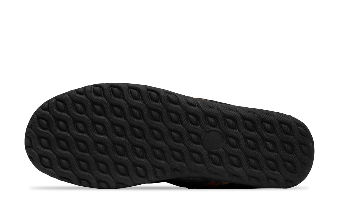 Black Cat And Roses Winter Boots